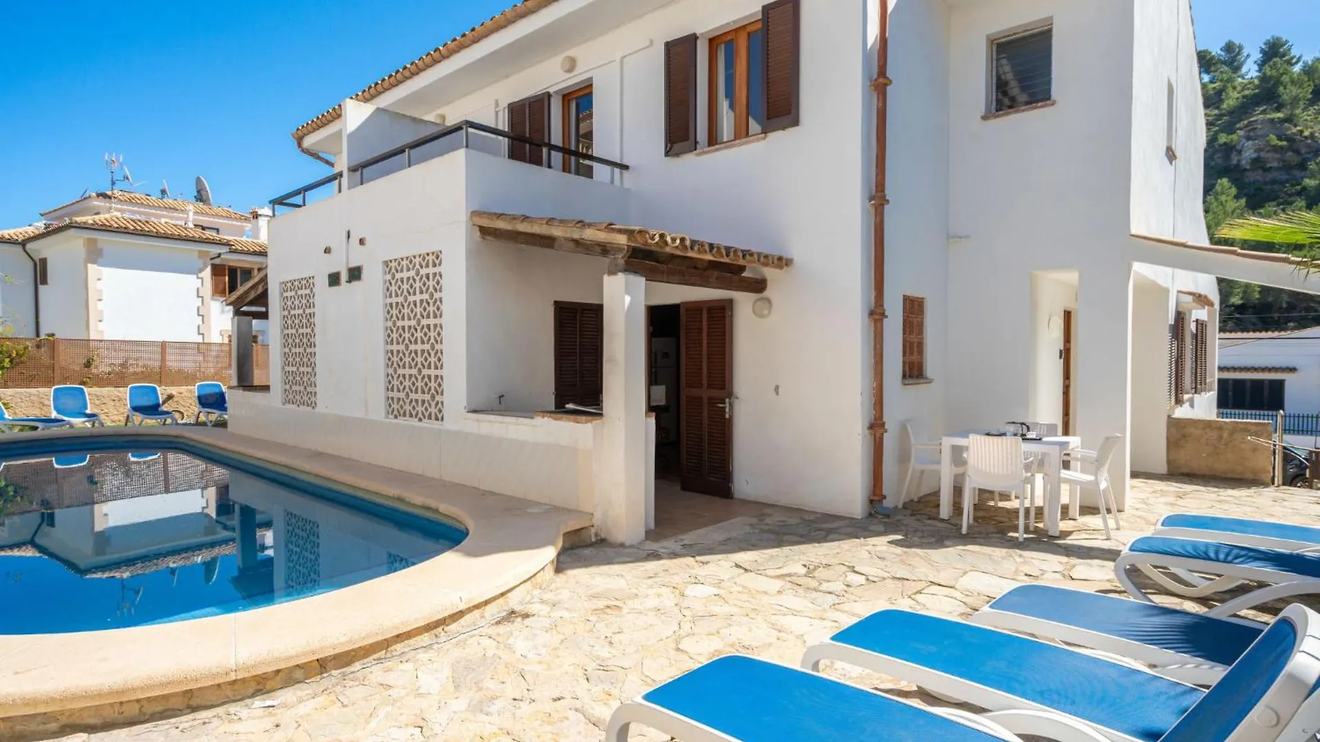 Apartment Clara M - Csv178 By Interhome Cala de Sant Vicenc 0*,  Spagna