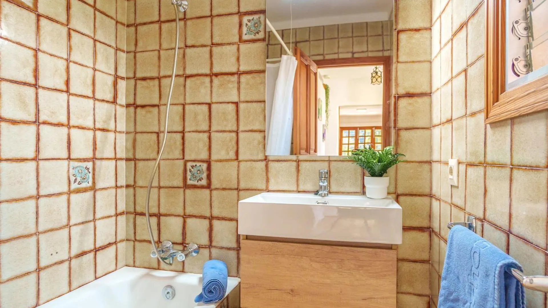 Apartment Clara M - Csv178 By Interhome Cala de Sant Vicenc